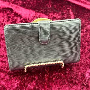 Louis Vuitton Epi Leather Kisslock Wallet